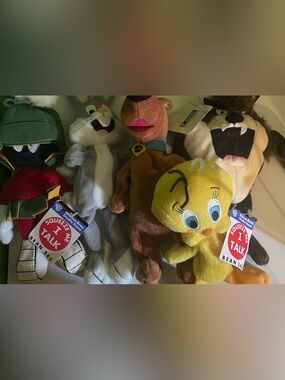 Warner bros. Studio store exclusive bean bag plush set